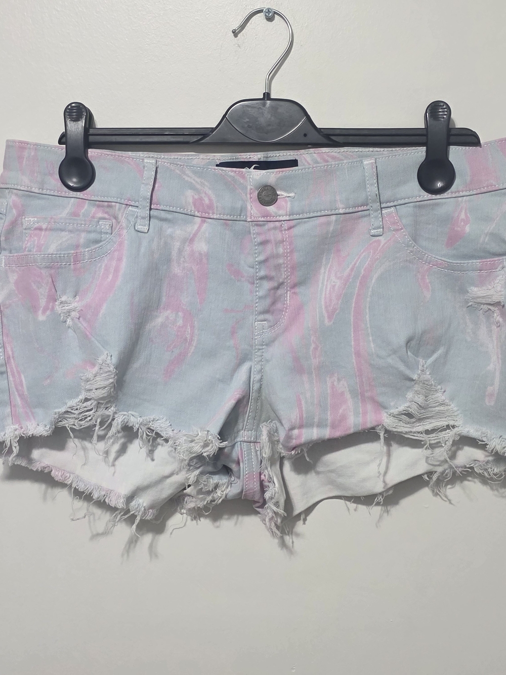 Hollister Pastel Tie-Dye Distressed Jean Shorts - Light Blue & Pink